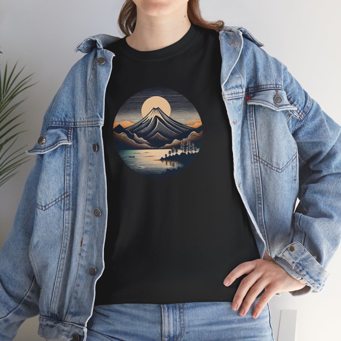 Mountain & Lake Nature-inspired T-shirt Black - Model